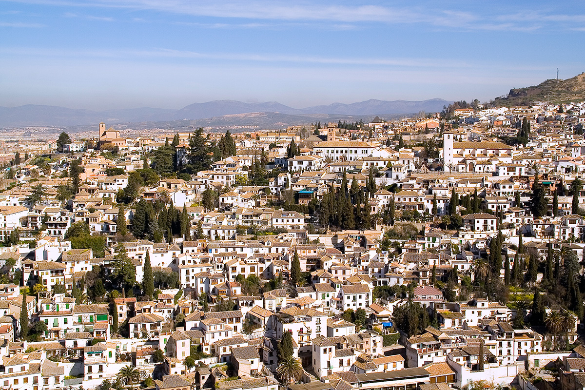 Barrio del Albaicín, en Granada, con sus viviendas típicas, los cármenes.
