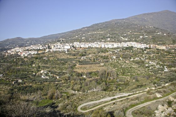 General view of the town of Laranjón.