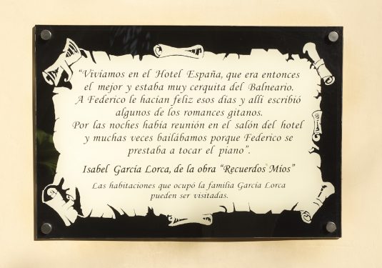 Plaque outside the Hotel España in Lanjarón, where García Lorca's family stayed when they went to the spa to alleviate Doña Vicenta's ailments.