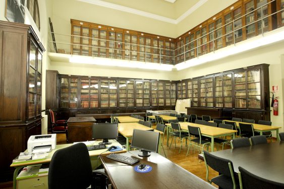 Library of the Padre Suárez College, in Granada, which preserves the high school transcript of Federico García Lorca.