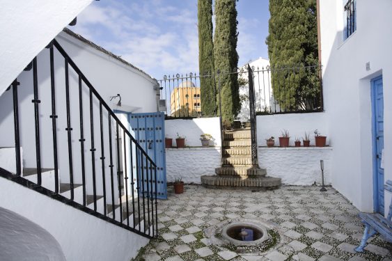 Entrance to Antequeruela House, where Manuel de Falla lived between 1922 and 1939 with his sister María del Carmen.