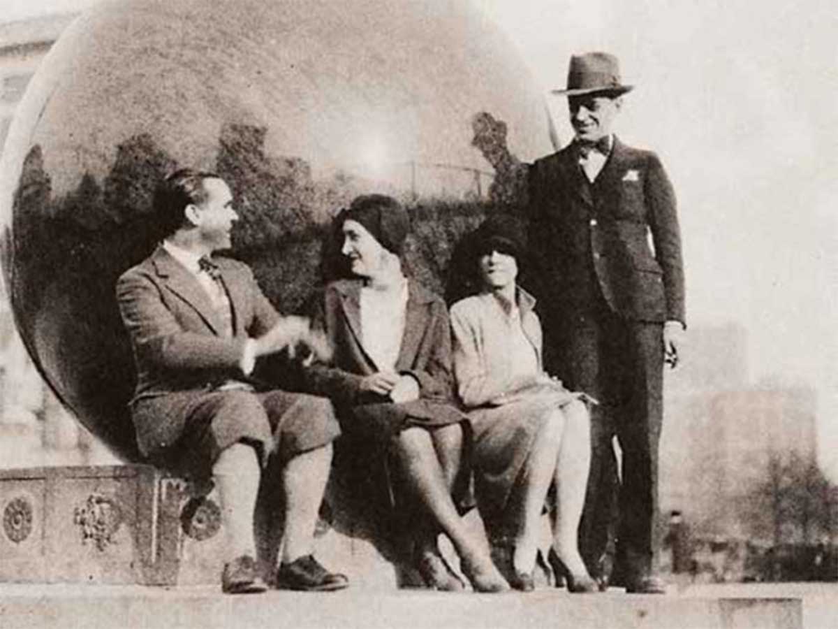 García Lorca con Antonieta Rivas y otras dos personas en la Universidad de Columbia. Foto: Emilio Amero.